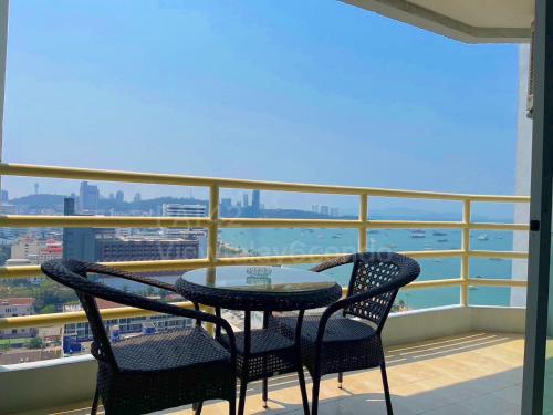 Studio with Sea View