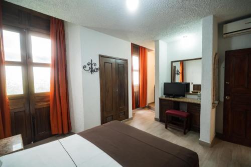 Double Room image 5