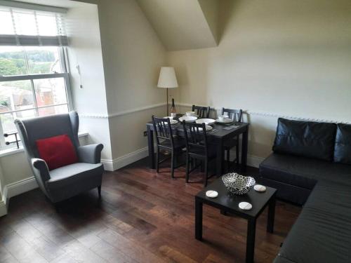 Kirkcudbright Holiday Apartments - Apartment F in Керкубрі