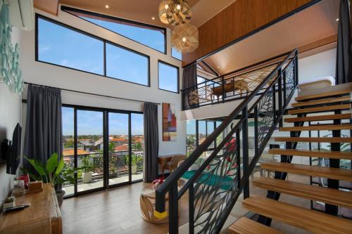 Loft image 4