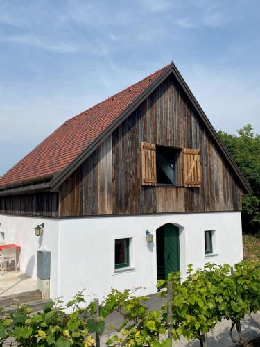 Weinkeller Röschitz in Roggendorf, Österreich