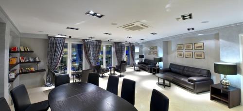 Geschäftszentrum, Elinotel Apolamare Hotel in Chalkidiki
