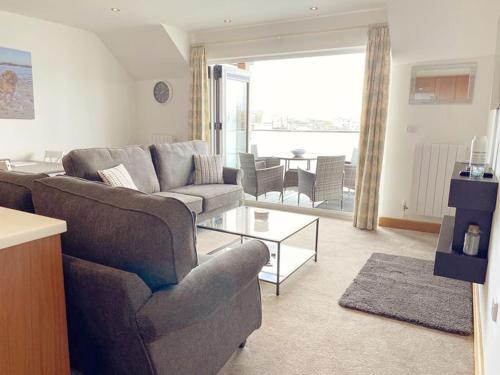 1 Y Bae - Top Floor Apartment, Trearddur (fotografie 2)