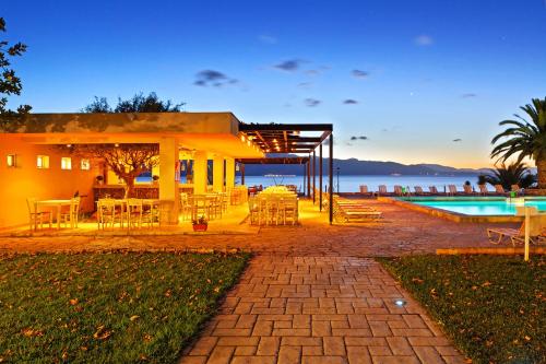 Krogs/atpūtas telpa, Long Beach Hotel & Resort in Longos Aegio