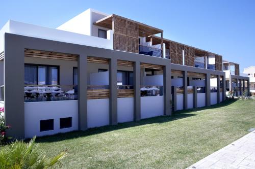 Pelagos Suites Hotel & Spa - main image