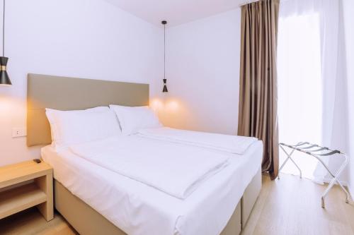 481682512 Ah Porticcioli Boutique Apartments