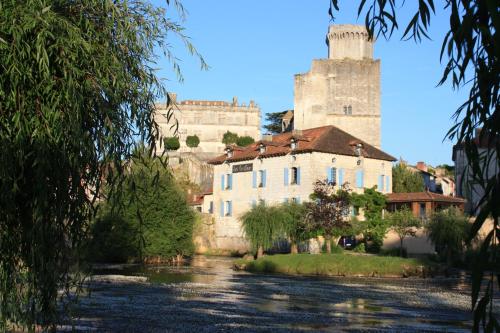 Hostellerie Les Griffons Hotel de charme Beaussac
