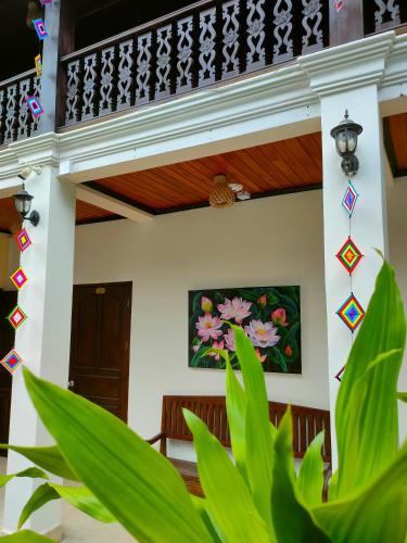 Exterior view, Lotus Corner - Heritage B&B in Luang Prabang Old Town