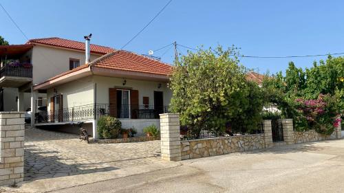 LenasApartment in Ammoudia