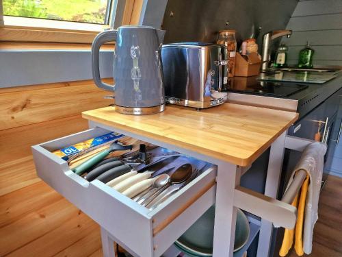 設施, Bothan Creag Sobhrag in 巴拉區里斯