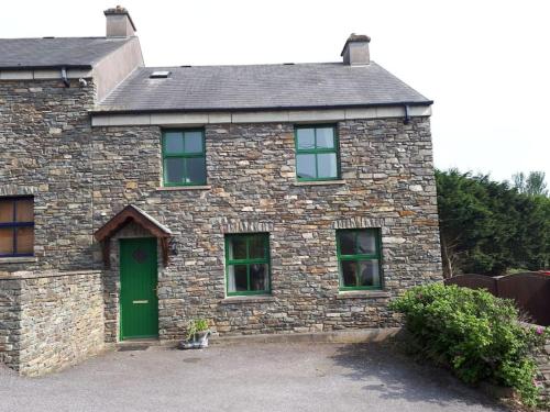 The Cobbler Rosscarbery Holiday Cottage - Middle Ring