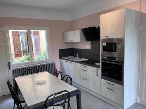 Їжа та напої, Maison Chez Marinette in Verdun-sur-le-Doubs