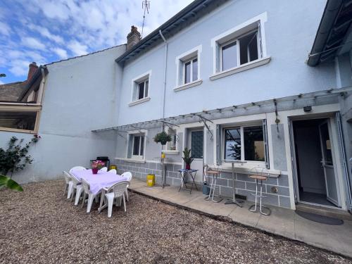 Зовнішній вигляд готелю, Maison Chez Marinette in Verdun-sur-le-Doubs