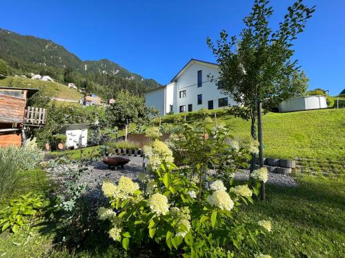 2-Zimmer Ferienwohnung an ruhiger Lage in Triesenberg