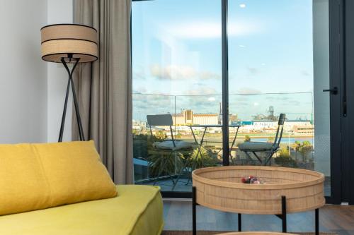 Canteras Beach Crush - Las Palmas de Gran Canaria