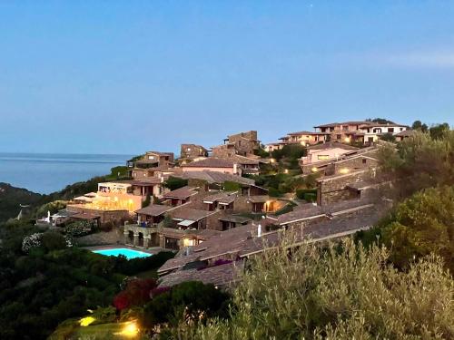 Punta Est Trilocale Soppalco con Terrazza Vista Mare