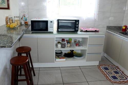 ห้องครัว, Pousada Decarli Executiva Aeroporto Florianópolis (Pousada Decarli Executiva Aeroporto Florianopolis) near สนามบินนานาชาติเอร์ซิลิโอ ลูซ