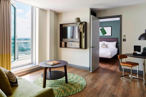 Residence Inn by Marriott London Kensington - image 2