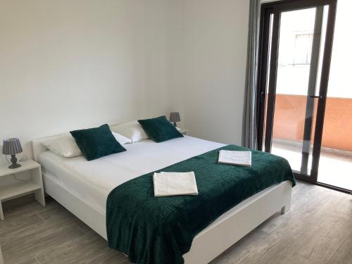  Apartments Dennis in Biograd na Moru