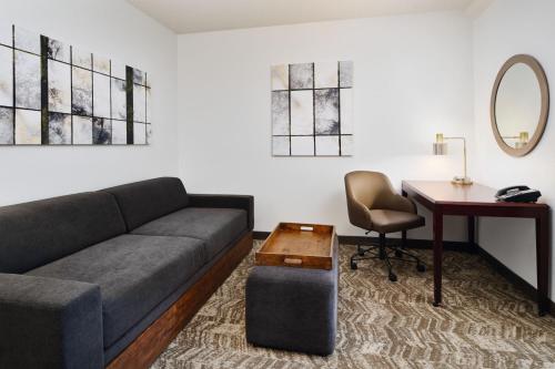 SpringHill Suites Boulder Longmont - image 12