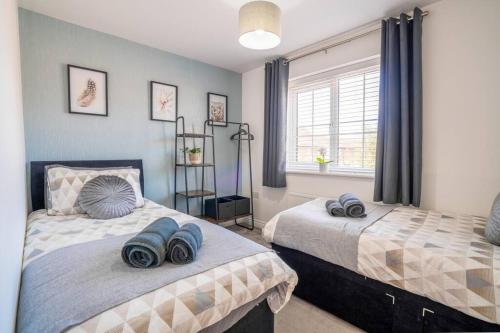 Butterfly Gardens 2 bed apartment sleep upto 4 in Blackfordby