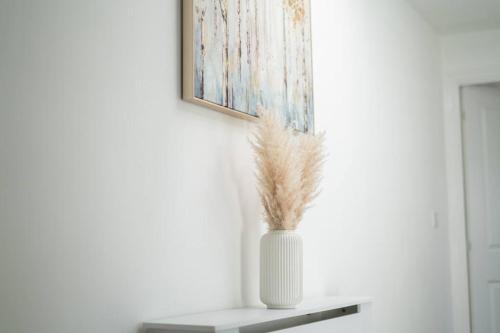 Butterfly Gardens 2 bed apartment sleep upto 4 in Blackfordby