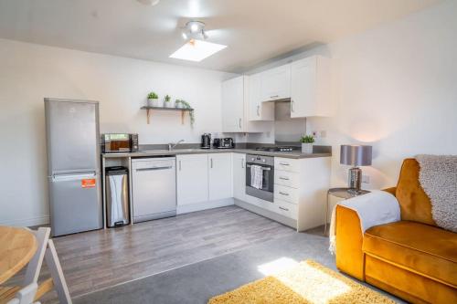virtuve, Butterfly Gardens 2 bed apartment sleep upto 4 in Blackfordby