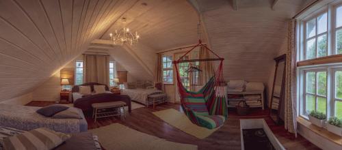 Cousy historical house with sauna and hot tube in Kodavere