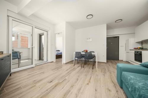 One-Bedroom apartment Standard image 10