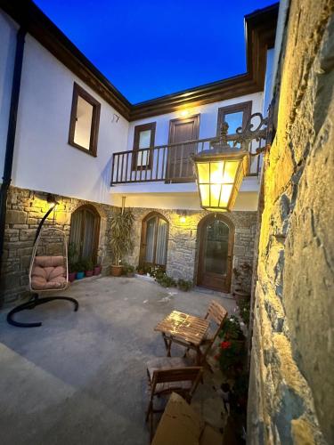 Çeşmeli Konak Çeşmeli Konak