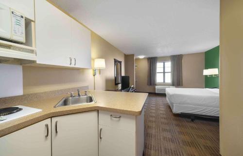 Extended Stay America Suites - Oklahoma City - Airport - image 7