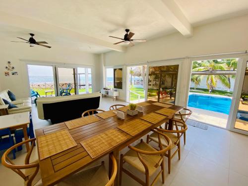 Iekārtas, Seaside Beach House, Monterrico in El Cebollito