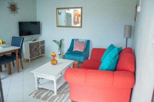 Ruang bersama/area TV, Mountain View Apartments in Castries