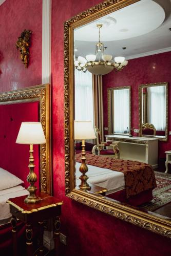 De Paris Hotel - image 14
