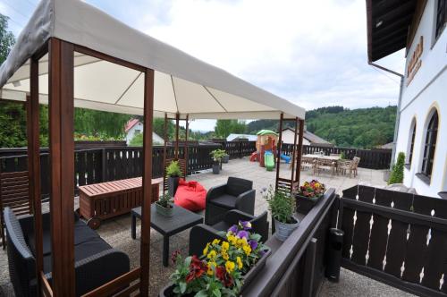 ระเบียง/ชานเรือน, Wellness Pension Fulda Cerny Dul in เชอร์นี ดุล