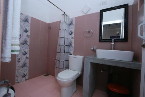 Quadruple Room image 1