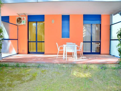  Cozy apartment with private garden near the beach in Bibione