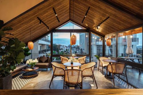 Mien Suong Khoi - Home & Cafe - 레스토랑