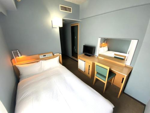 Double Room with Small Double Bed - Non-Smoking