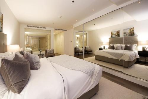 Signature Holiday Homes - D1 Tower - image 6