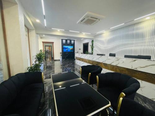 Oqshom Plaza Hotel in Qarshi