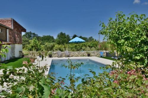 Gite de groupe "L'Unisson" Domaine La Rose des Vents in Castelnau Sur L'Auvignon