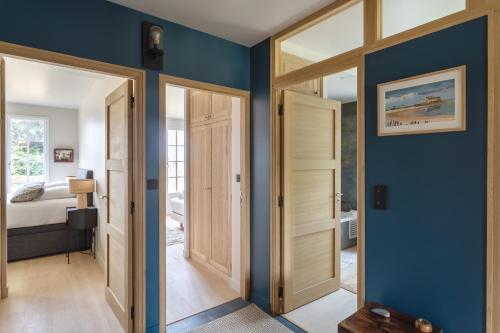 Four-Bedroom House image 8