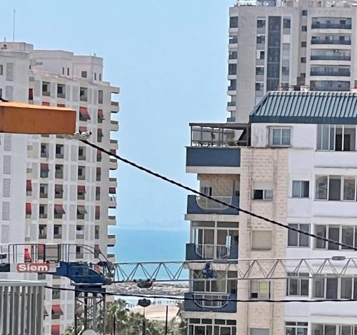 NUEVO, a 80 metros del mar y la playa