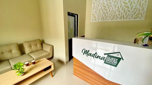 MADINA GUEST HOUSE Syariah near Gembira Loka Zoo Yogyakarta Mitra RedDoorz