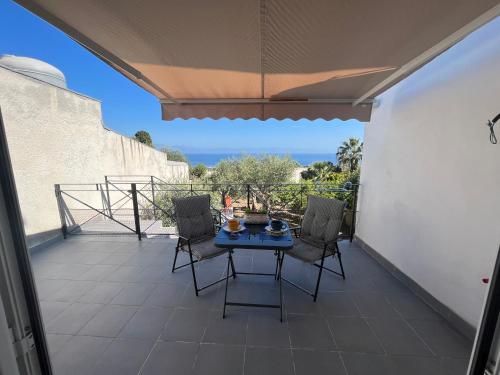 Little Home Valderice