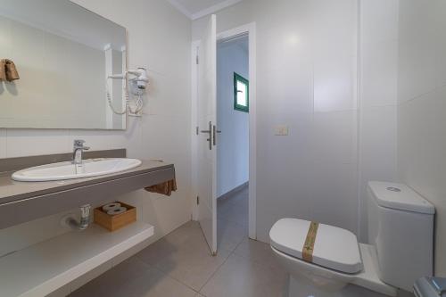 Apartamentos Elena - image 3