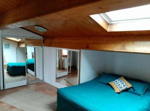 SMALL FLAT IN CENTER QUIET UNDER THE ROOF SMALL FLAT IN CENTER QUIET UNDER THE ROOF