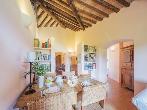 Apartment Casa del Gemmo by Interhome 4