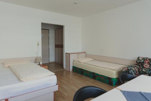 Triple Room image 4